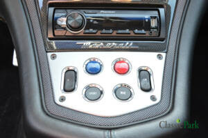 Image 33/50 of Maserati GranSport 4.2 (2006)