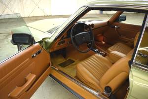 Image 11/67 de Mercedes-Benz 450 SLC 5,0 (1978)