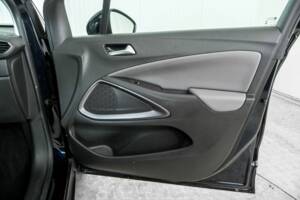Immagine 33/50 di Opel Crossland X 1.2 Turbo (2019)