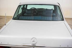 Afbeelding 31/50 van Mercedes-Benz 240 D (1976)