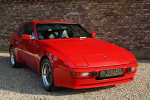 Image 40/50 de Porsche 924 S (1981)