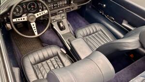 Image 11/18 de Jaguar Type E V12 (1973)