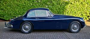 Image 6/50 of Jaguar XK 150 FHC (1959)