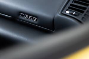 Image 19/36 de Ferrari F 355 Berlinetta (1995)