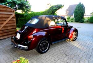 Imagen 42/63 de Volkswagen Käfer 1303 LS (1978)