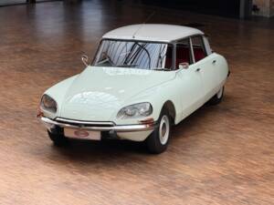 Imagen 2/42 de Citroën ID 19 (1968)