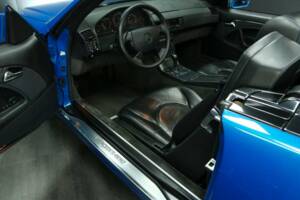 Image 11/50 de Mercedes-Benz SL 500 (1997)