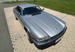 Image 2/6 of Jaguar XJ-S H.E. (1981)