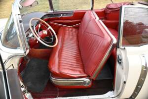Bild 40/50 von Cadillac 62 Convertible (1954)