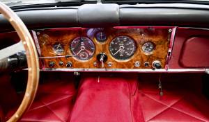 Image 23/46 of Jaguar XK 150 3.4 S OTS (1958)