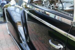 Image 33/50 of Mercedes-Benz 300 S (1953)