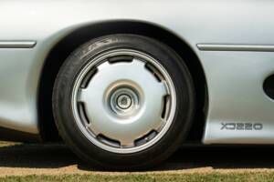 Image 34/50 of Jaguar XJ 220 (1993)