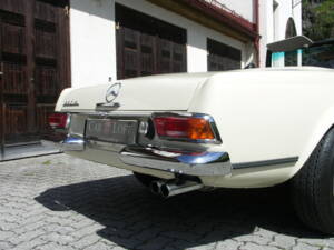 Immagine 31/40 di Mercedes-Benz 280 SL (1969)