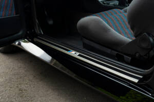 Image 31/37 of BMW M3 Sport Evo (1990)