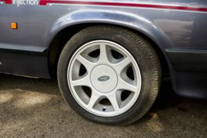 Bild 18/21 von Ford Capri 2,8i (1988)