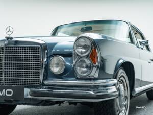 Bild 9/31 von Mercedes-Benz 280 SE 3,5 (1971)