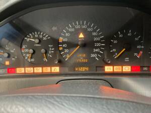 Image 44/49 de Mercedes-Benz SL 280 (1995)