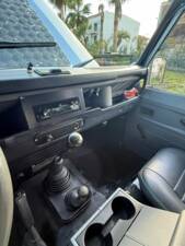 Immagine 3/7 di Land Rover Defender 90 Td5 (1999)