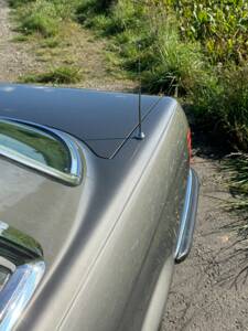 Bild 97/200 von Mercedes-Benz 380 SLC (1980)