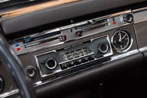 Image 18/35 de Mercedes-Benz 230 SL (1966)