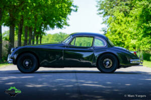 Image 4/53 of Jaguar XK 150 FHC (1958)