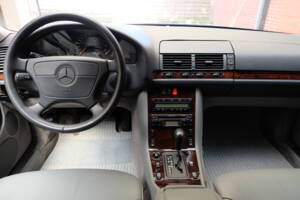 Bild 18/67 von Mercedes-Benz S 500 (1996)