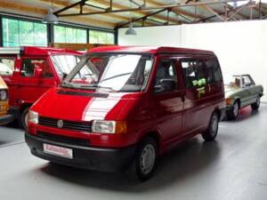 Image 1/31 of Volkswagen T4 Multivan 2.4 D (1994)
