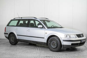Image 5/14 of Volkswagen Passat Variant 1.9 TDI (1999)