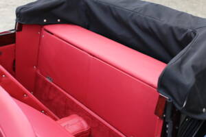 Image 16/40 de Jaguar XK 120 DHC (1953)