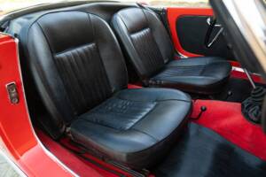Image 40/50 of Alfa Romeo Giulia 1600 Spider (1964)