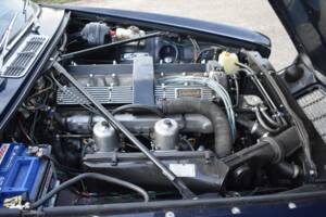 Bild 32/37 von Jaguar XJ 6 4.2 (1972)