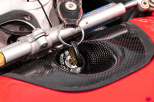 Image 35/50 de MV Agusta DUMMY (2000)