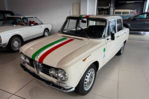 Image 4/47 of Alfa Romeo Giulia 1600 TI (1963)