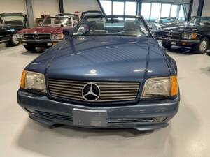 Image 3/36 of Mercedes-Benz 500 SL (1992)