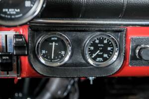 Image 29/50 of Volvo P 123 GT (1968)