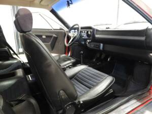 Bild 9/15 von Ferrari 308 GT4 (1979)