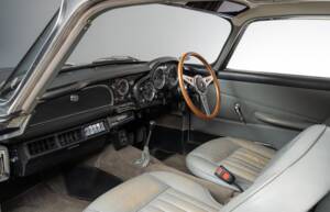 Bild 30/36 von Aston Martin DB 4 Vantage (1963)