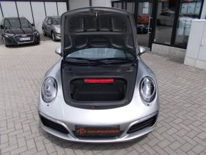 Immagine 13/15 di Porsche 911 Targa 4S (2017)