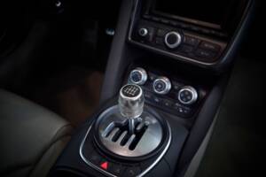 Immagine 51/96 di Audi R8 (2008)