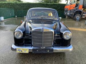 Bild 3/8 von Mercedes-Benz 180 b (1961)