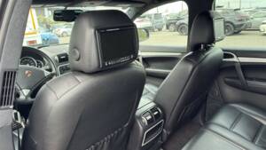 Image 29/50 of Porsche Cayenne Turbo (2007)