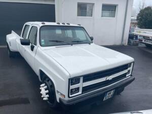 Bild 1/26 von Chevrolet K30 (1987)