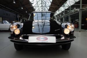 Image 4/30 of Citroën DS 19 (1959)