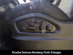 Bild 47/50 von Porsche Cayenne GTS (1900)