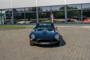 Image 5/29 de Jaguar Type E 3.8 (1961)