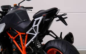 Image 59/83 of KTM 1290 Super Duke R (2018)