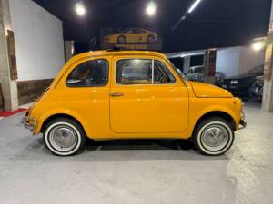 Image 24/76 de FIAT 500 L (1970)