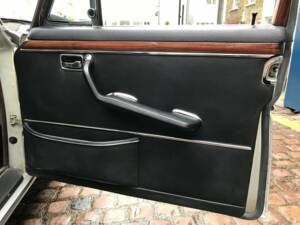 Imagen 34/50 de Mercedes-Benz 300 SEL 6.3 (1971)