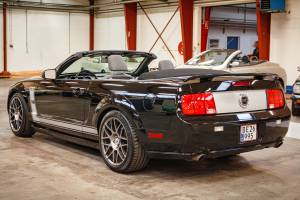 Image 11/49 of Ford Mustang GT (2006)