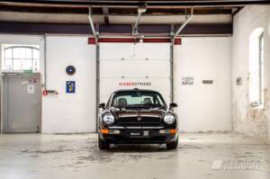 Image 3/23 of Porsche 911 Carrera (1995)